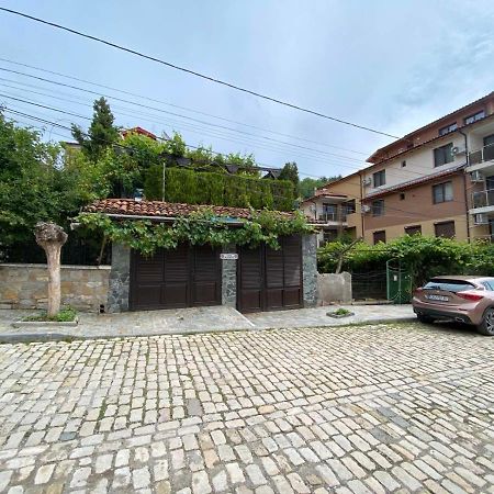 Coziness And Comfort In The Old Town Veliko Tarnovo Luaran gambar